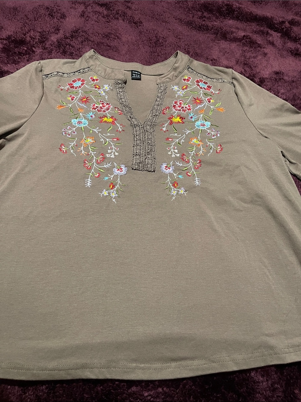 SHEIN brown Floral Embroidered short Sleeve Tee